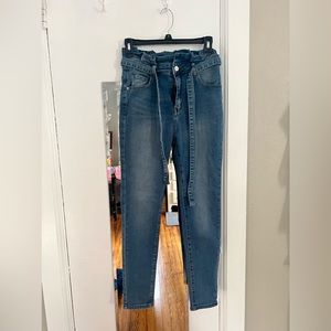 Paper bag Jeans with Belt
